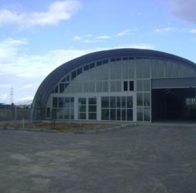 HANGARS